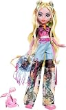 Monster High Lagoona Blue Muñeca con Pantalones Cargo | Monstruo marino con camiseta de red y pantalones, mascota Neptuna y accesorios como mochila, snack y libreta, HXH75