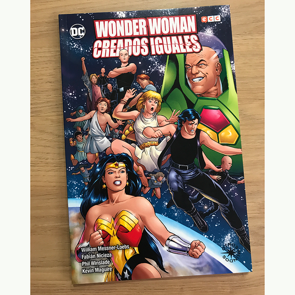 Wonder Woman: Creados iguales